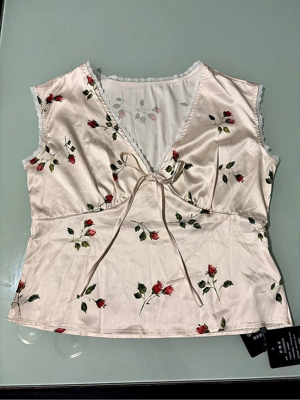 FASHION Floral Camisole in White Size Small NWT